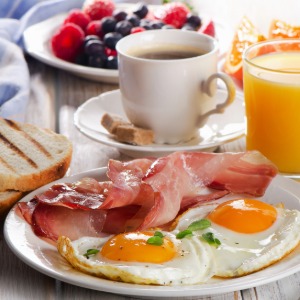 Panier petit-déjeuner salé